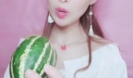 娱乐吃瓜酱分享欲,揭秘娱乐圈那些鲜为人知的幕后故事