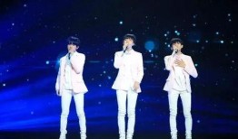 王俊凯军训爆料视频播放,汗水铸就青春风采